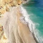 Grand Pinea דירה *