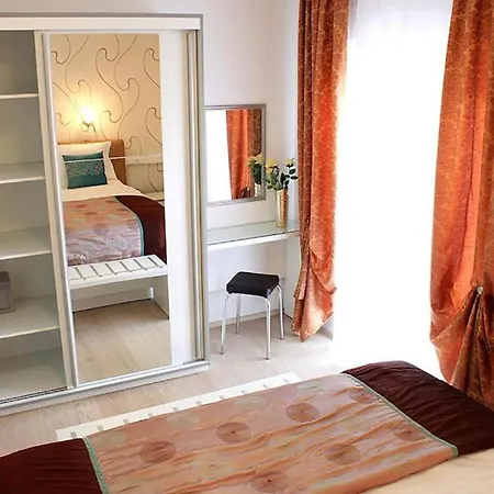 Apartment Grand Pinea *