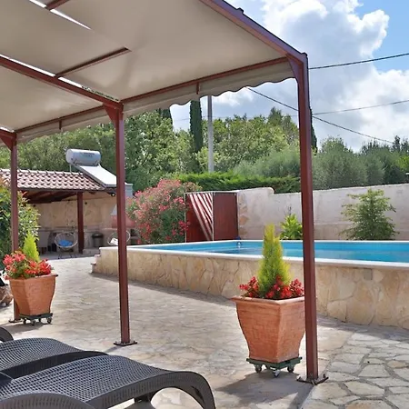 Apartment Grand Pinea Čilipi
